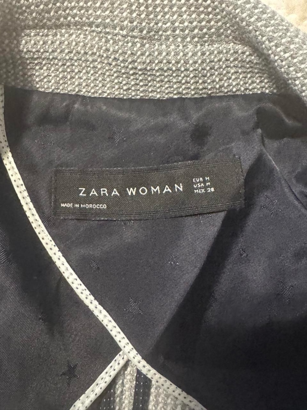 Zara Women's Gray Textured Knit Blazer - Picture 5 of 6